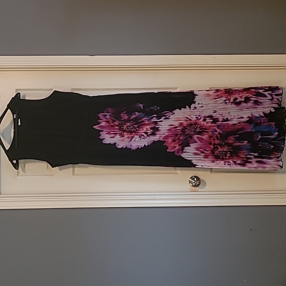 NWOT:  Cato Pleated Maxi Dress Size 14